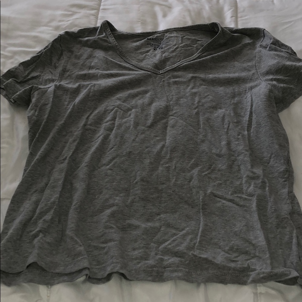 Basic Edition size XL shirt.